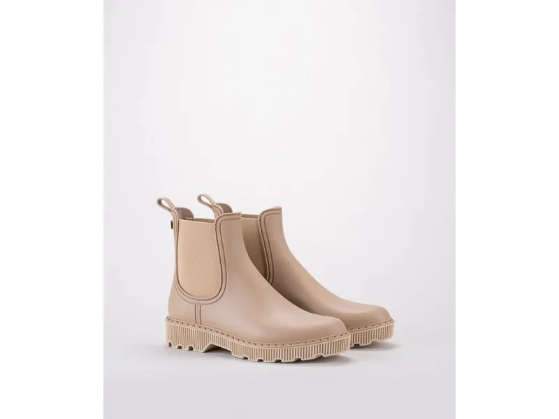 BOTÍN PARA EL AGUA SOHO W10262 IGOR EN COLOR BEIGE O KAKI