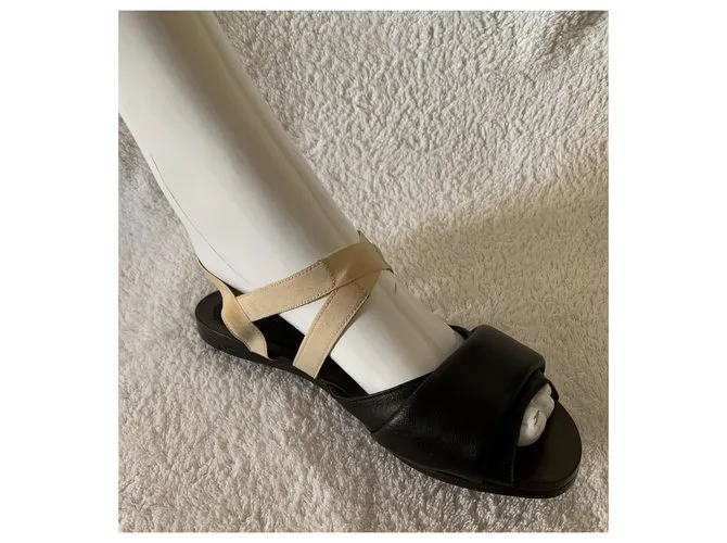 Marni Sandalias Marrón oscuro 