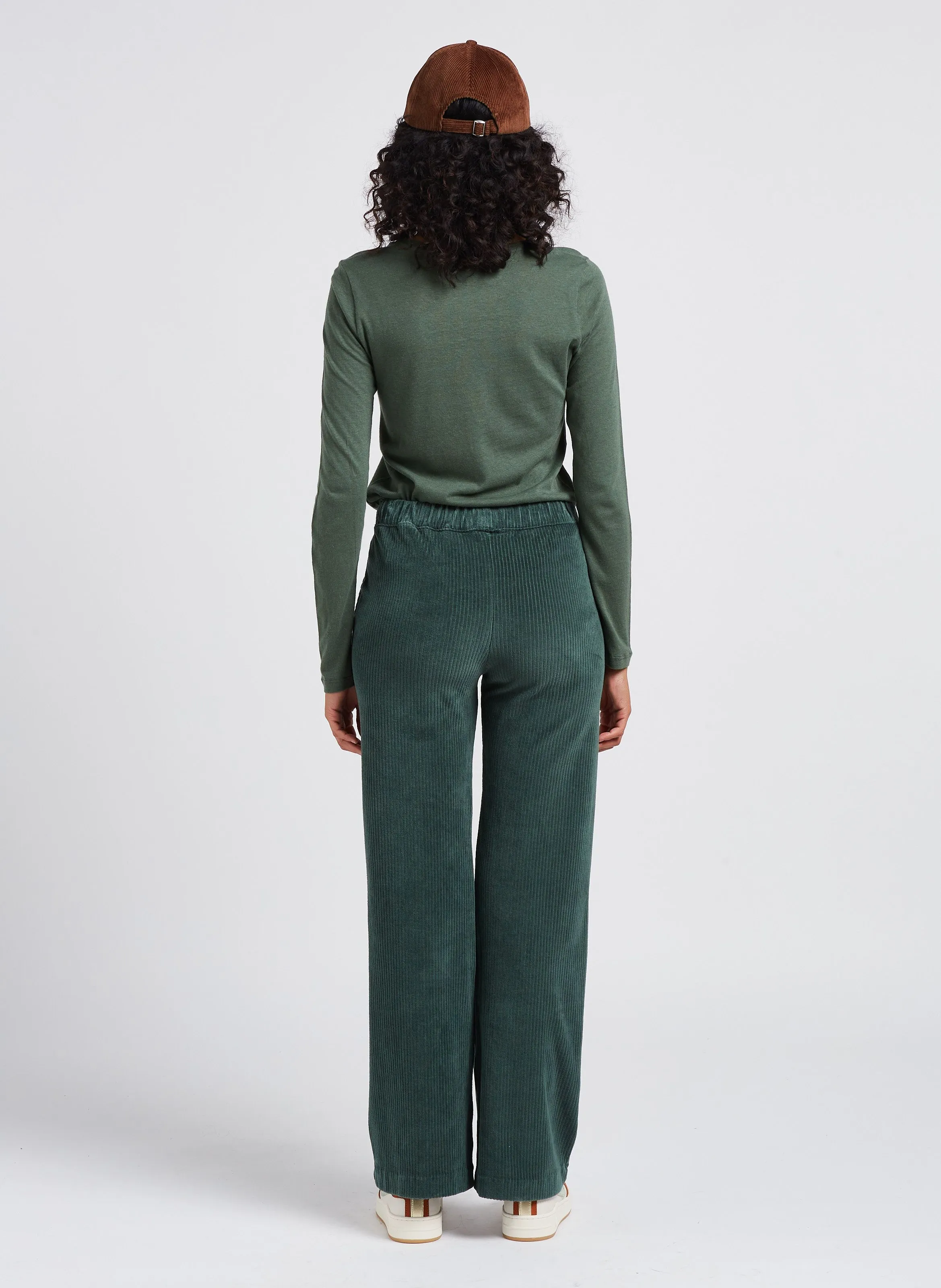 Pantalón recto de terciopelo en verde
