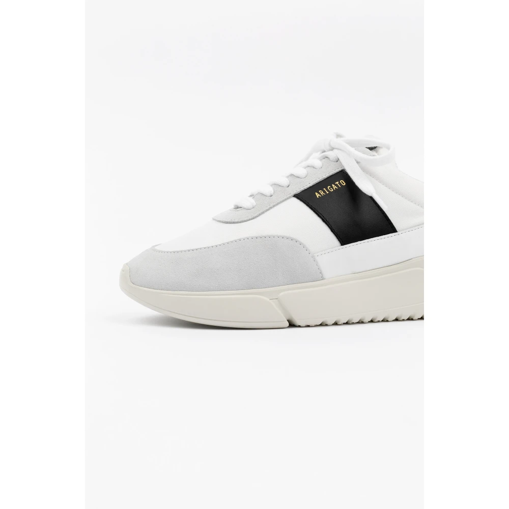 Retro Runner Sneaker