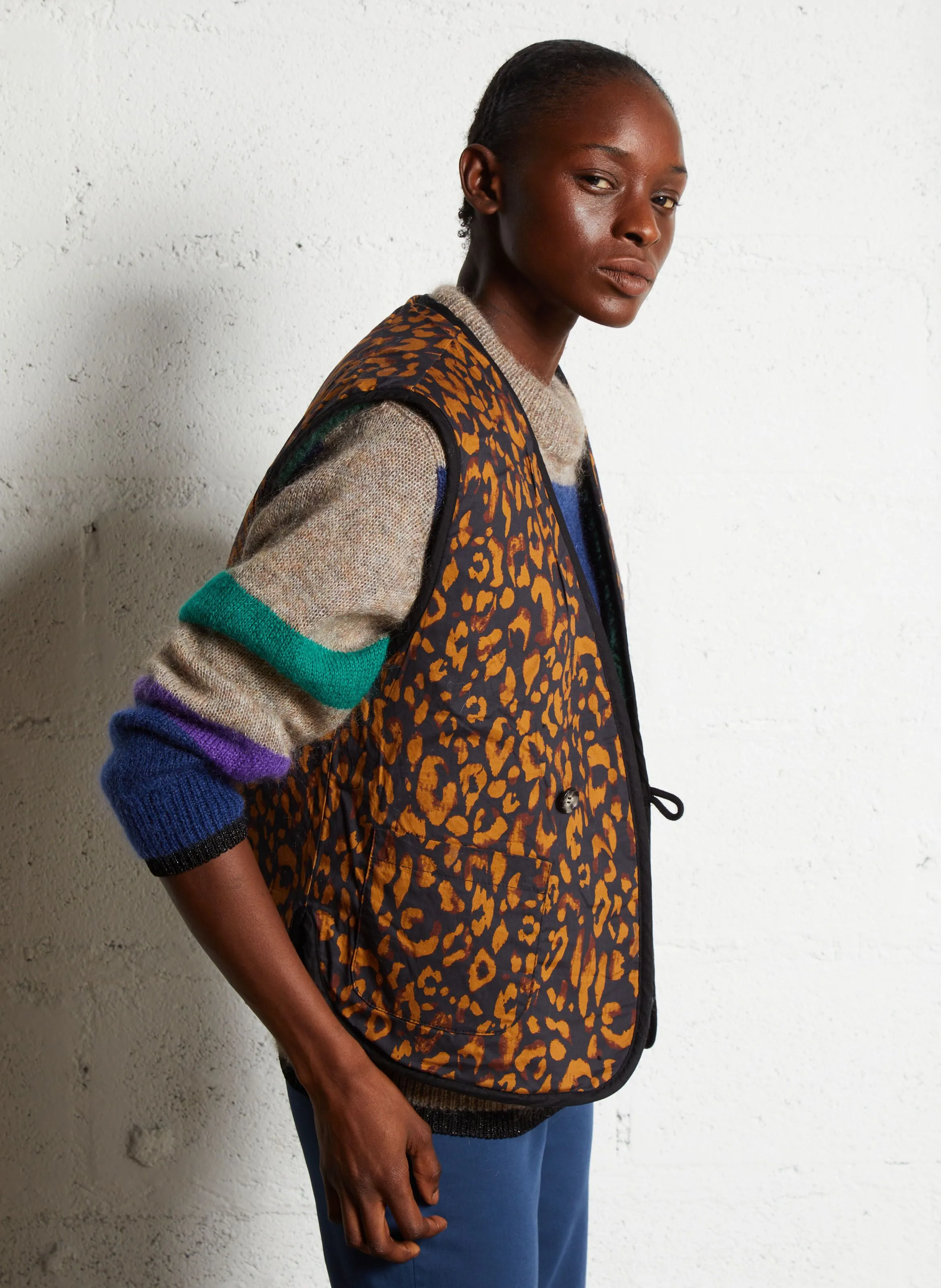 VALLOS - Chaqueta recta reversible con cuello en V en verde