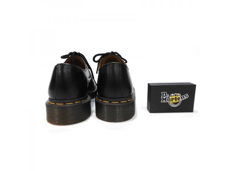 ZAPATO DR MARTENS 1461 SMOOTH EN COLOR NEGRO O BURDEOS